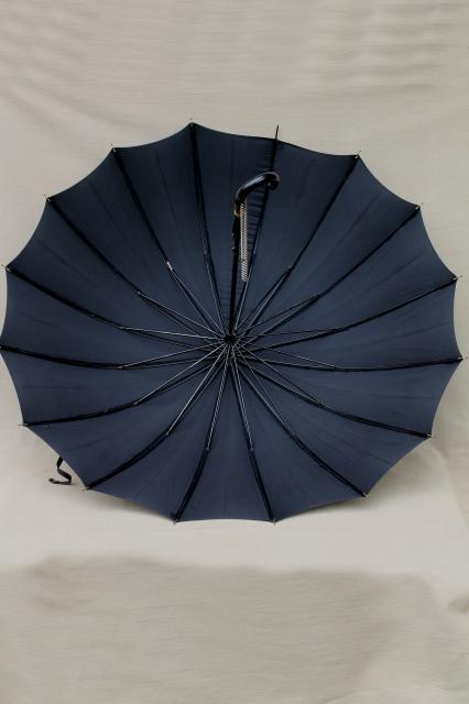 1920s 30s vintage black silk lady's umbrella, Mary Poppins style!