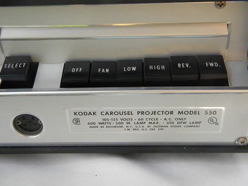 1960 Kodak model 550 carousel slide projector w/remote and rotary tray