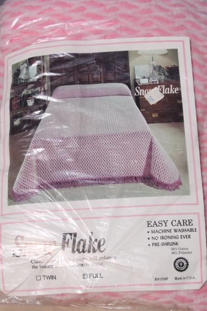 60s 70s vintage pink & white chenille bedspread mint in package, full double poly cotton spread