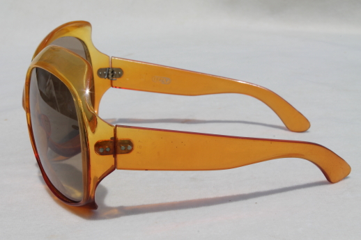 60s mod vintage sunglasses, Twiggy style w/ huge lenses, Italian designer shades