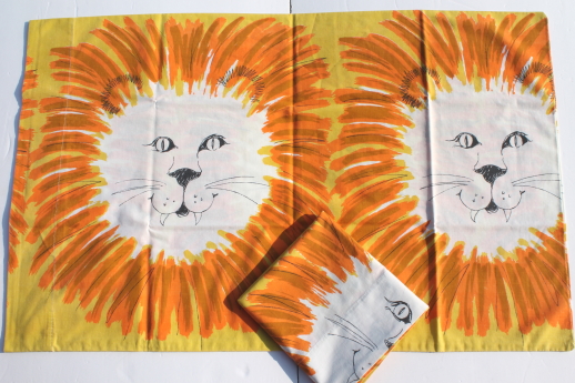 70s retro jungle lion print cotton blend fabric pillowcases, vintage pillowcase set