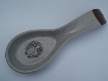 70s retro kitchen stoneware spoon rest w/ owl, unmarked vintage Japan