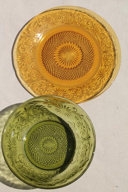 70s vintage Indiana glass depression daisy dishes, amber wheat gold & avocado green