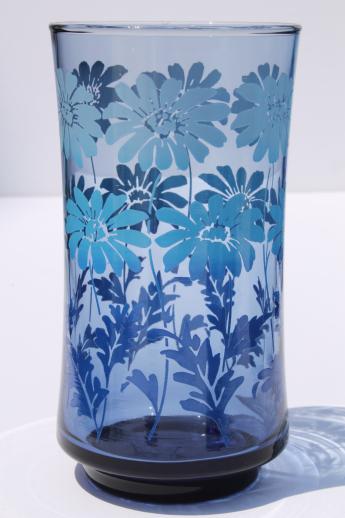 70s vintage Libbey drinking glasses set of 12, retro blue fade color w/ daisy print