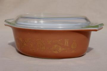 Early American Heritage vintage Pyrex l 1/2 quart casserole w/ clear glass lid