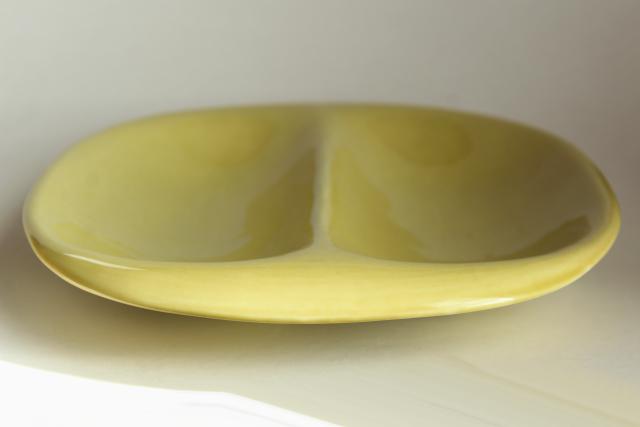 MCM vintage American Modern Russel Wright chartreuse divided dish oval vegetable bowl