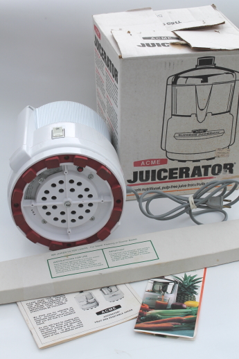 Acme Juicerator 5001 fruit & vegetable juicer, complete w/ instruction manual