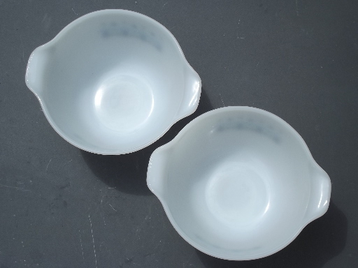 Alpine Swiss Chalet vintage Anchor Hocking kitchen glass mixing bowls