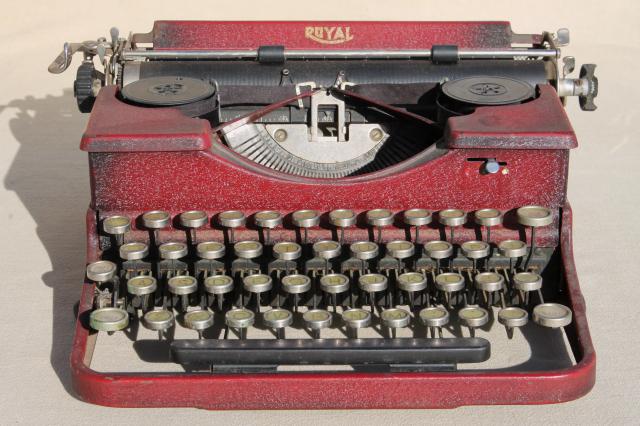 antique Royal typewriter w/ original red japanned finish, as is for photo prop or restoration