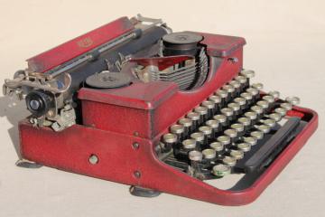 antique Royal typewriter w/ original red japanned finish, as is for photo prop or restoration