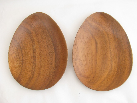 Asymetrical organic shapes wood plates set, retro danish modern vintage