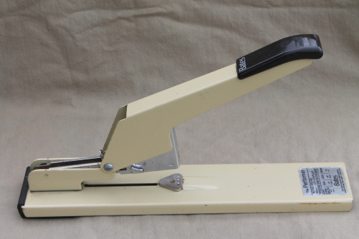 Bates 300-HD  stapler, heavy duty book binding stapler, staple 60 sheet signatures