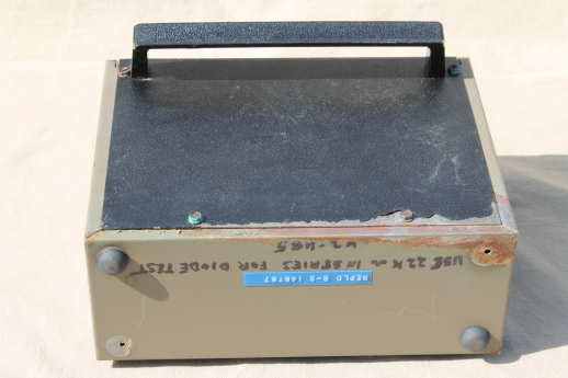 B&K/Dynascan model 162 transistor or FET tester, vintage electronics diagnostics equipment