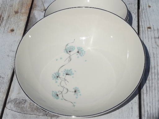 Blue Lace wild flowers, vintage Taylor, Smith and Taylor china salad bowls set