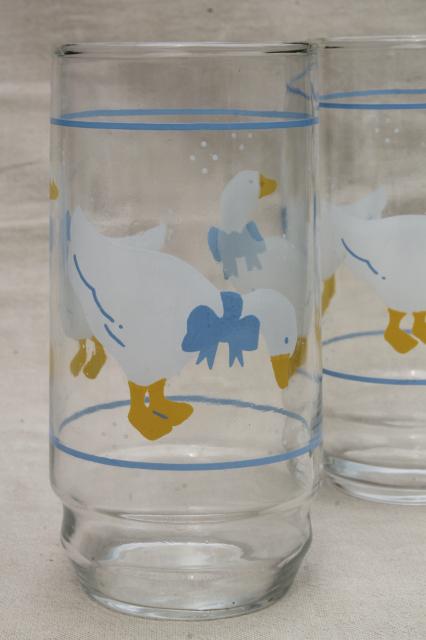 blue ribbon bow country goose print drinking glasses, 80s vintage tumblers set of 6