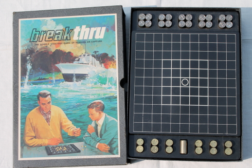 Breakthru 1960s vintage strategy board game, 3M bookcase game Break thru
