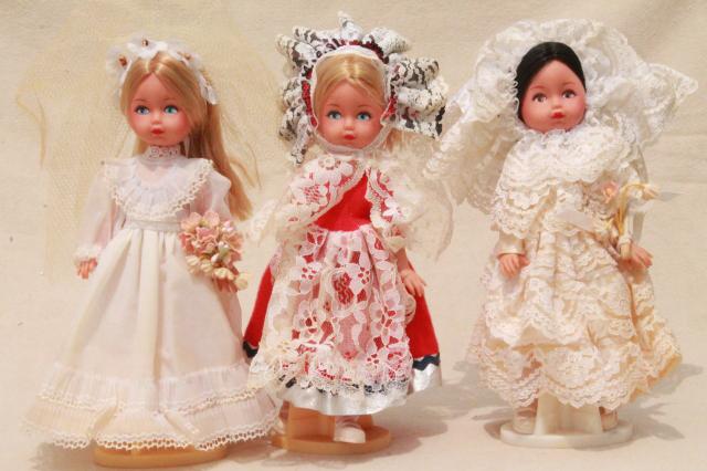 collection of retro big eyed Bradley dolls & Ginny dolls, 1970s vintage