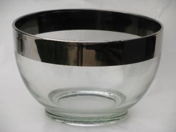 Dorothy Thorpe mid-century modern vintage wide silver band punch / chips bowl