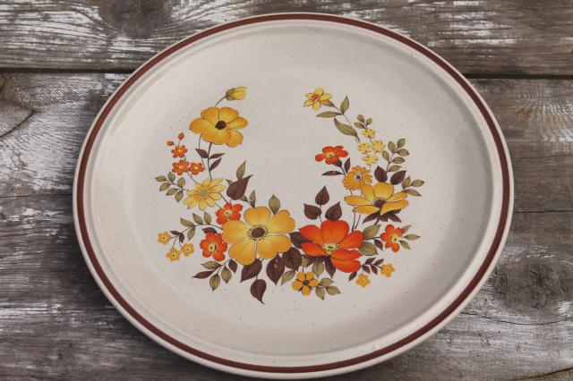 fall flowers vintage dinnerware set, Hearthside stoneware Chablis pattern, 70s 80s retro