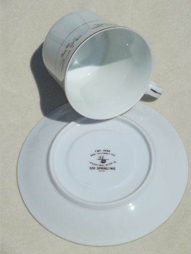 Fine China Japan for International Silver, 326 Springtime cups & saucers