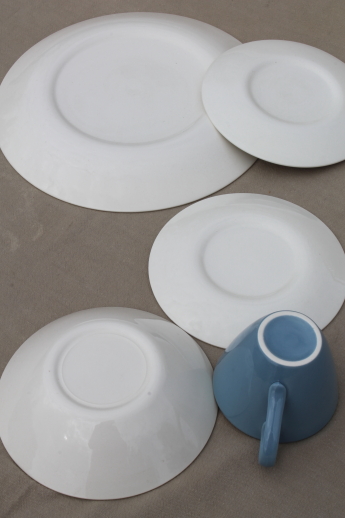 French fleur de lis Richelieu pattern set of dishes, vintage Homer Laughlin blue & white china