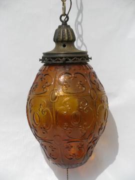 Groovy vintage 60's gypsy swag chain light, amber glass lamp shade