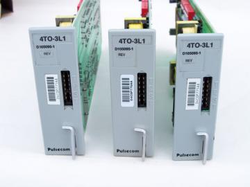 Lot 3 Pulsecom model 4T0-3L1 4-wire transmission only channel units
