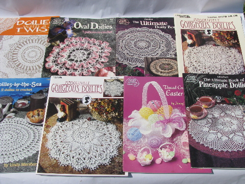 Lot 50+ crochet pattern books, 100s crocheted doilies & lace patterns