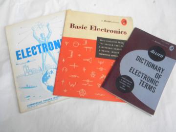 Lot of assorted vintage electronics books w/circuit diagrams etc