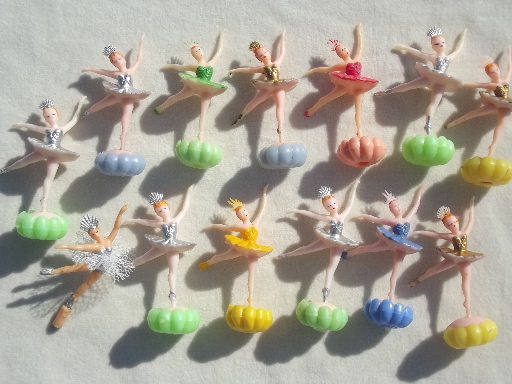 Lot vintage cake toppers & cupcake picks, plastic birthday party decorations