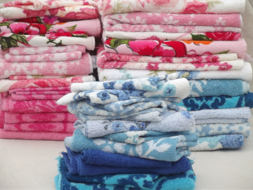 Lot vintage cotton bath towels & terrycloth hand towel washcloths, retro prints!