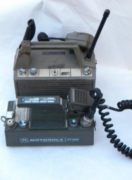 Lot vintage two-way walkie-talkie radio transceivers for parts