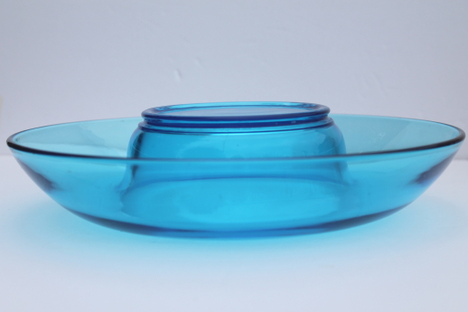 Mid-century mod vintage capri blue art glass bowl w/ retro flying saucer shape!