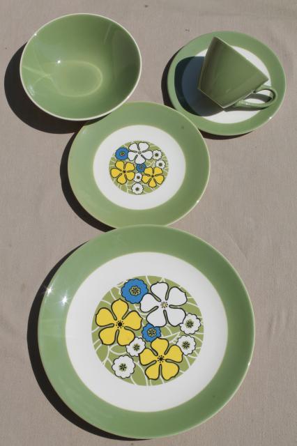 mid-century mod vintage dinnerware set for w/ retro blue & yellow daisy flowers