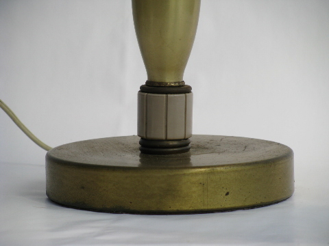 Mid-century modern vintage streamlined brass table lamp, mod switch