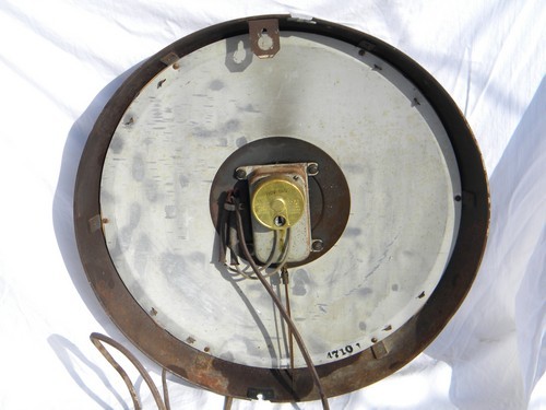 Mid-century Seth Thomas industrial machine-age wall clock 1944 patent