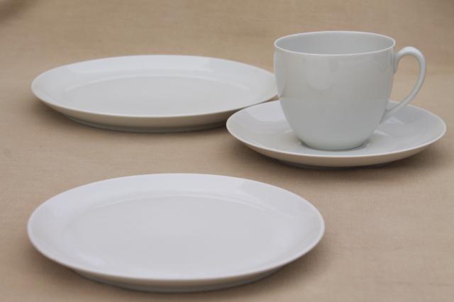 minimalist mod Schonwald plain white coupe china dinnerware, mug cups & saucers & plates