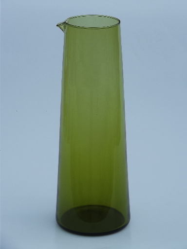Mod 60s lime green cocktail flask, vintage Italian glass bar pitcher