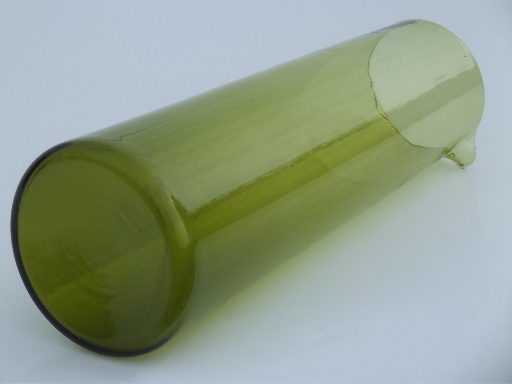 Mod 60s lime green cocktail flask, vintage Italian glass bar pitcher
