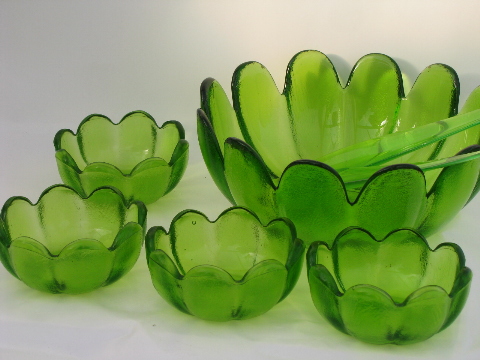 Mod lime green glass flower shape bowls, retro vintage salad set