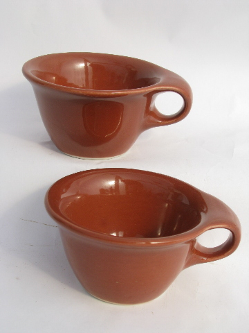 Mod Russel Wright pottery coffee or soup mugs w/ ring handles, retro mid-century modern