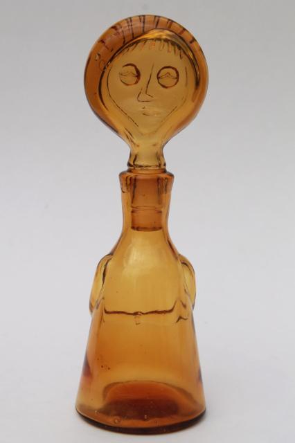 mod vintage Erik Hoglund head face stopper bottle, retro amber art glass decanter