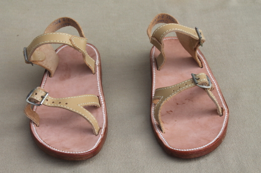 Never worn 60s vintage Scholl's all leather Archlift sandals, early Dr. Scholls