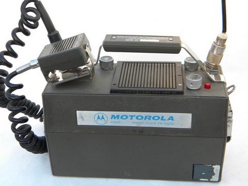Old PX-300 Handie-Talkie lunchbox radio transceiver w/ canvas bag