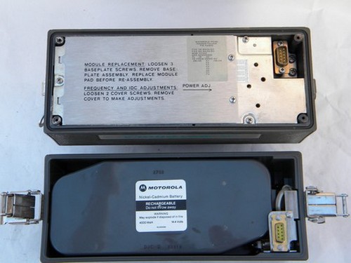 Old PX-300 Handie-Talkie lunchbox radio transceiver w/ canvas bag
