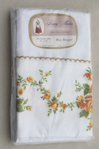 Pair of vintage cotton pillowcases w/ paper Springmaid label, rose bouquet print