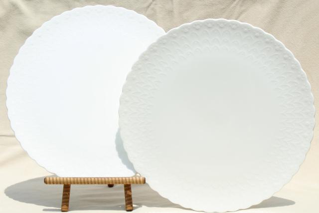 pair vintage Mikasa white silk embossed bone china cake plate plateau dessert trays