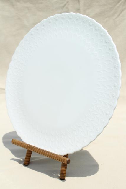 pair vintage Mikasa white silk embossed bone china cake plate plateau dessert trays