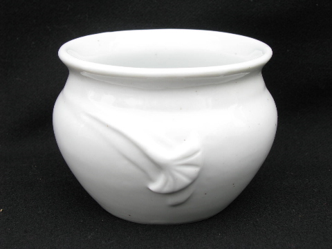 Pure white china rice or soup bowls, individual pots w/ ginkgo leaf handles