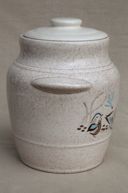 Red Wing Bob White bird vintage pottery cookie jar canister w/ lid